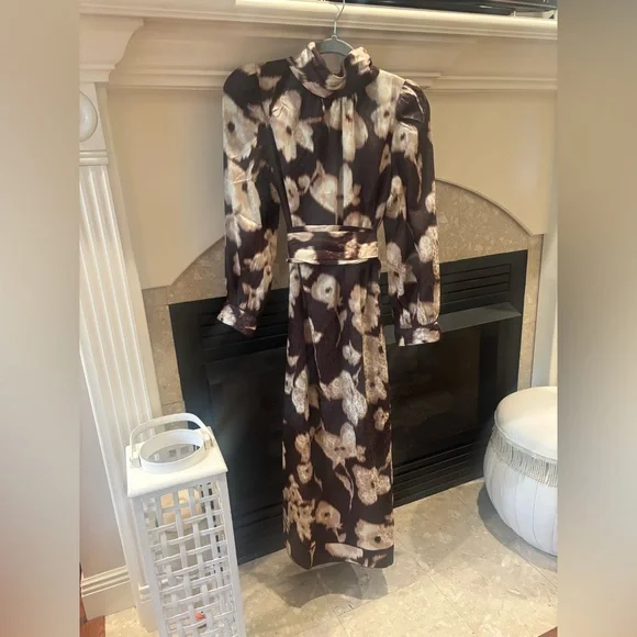 Tuckernuck Faven Dress - Picture 2 of 5